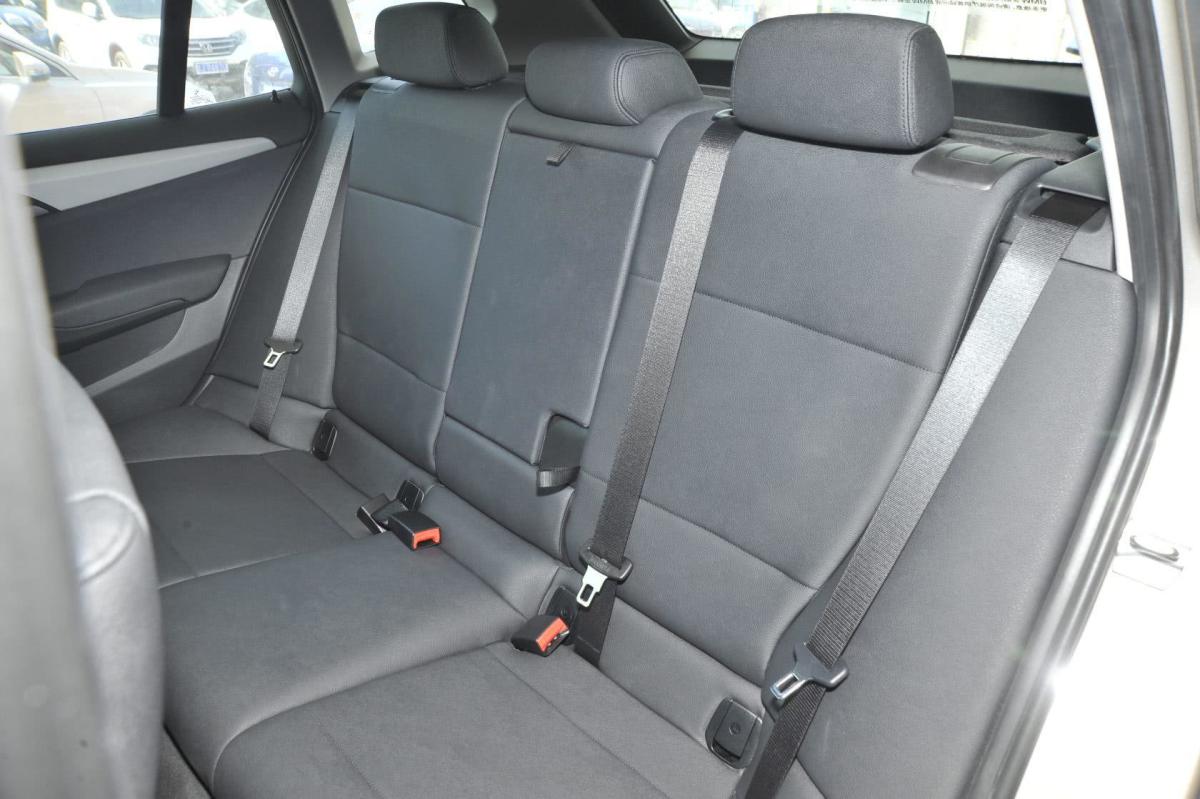 【宝马x12013款sdrive18i 领先型后排座椅汽车图片-汽车图片大全】