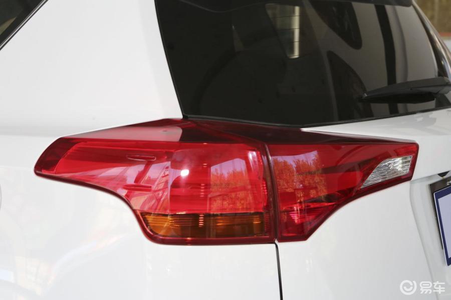 【丰田rav42013款2.