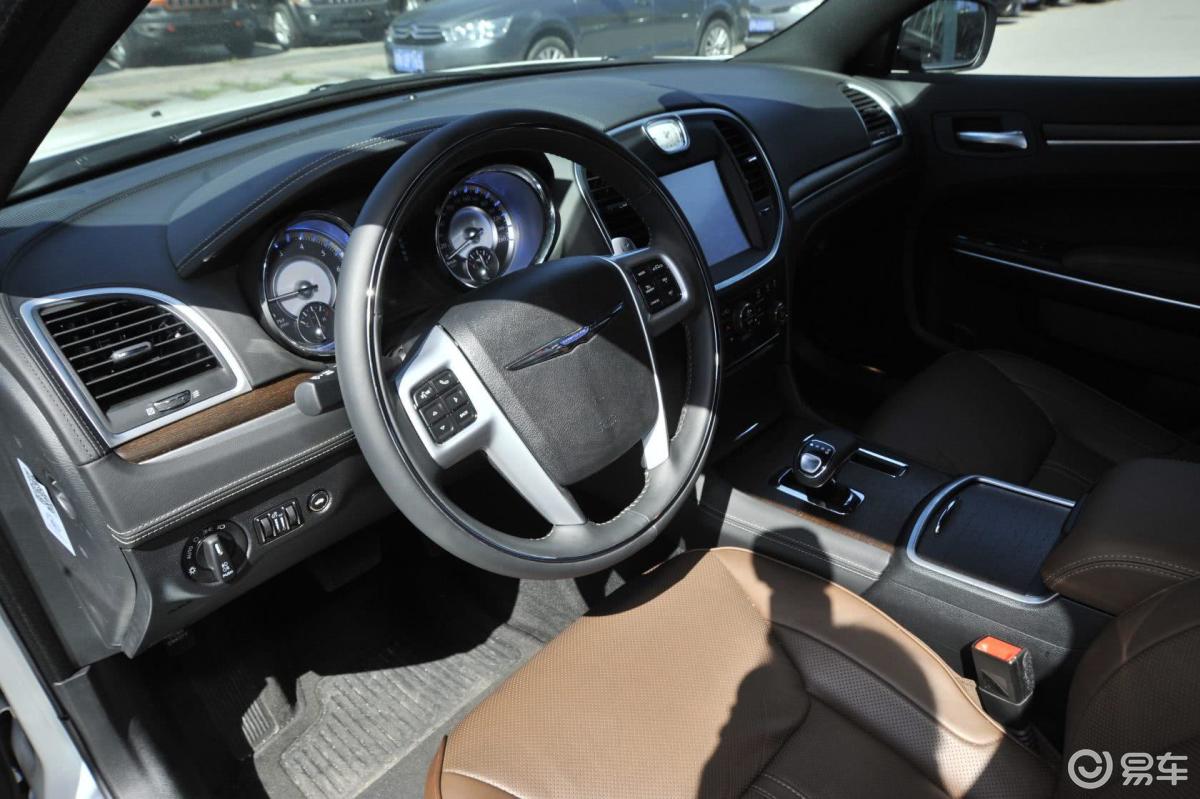 0l 手自一体 卓越版内饰汽车图片-汽车图片大全】-易车