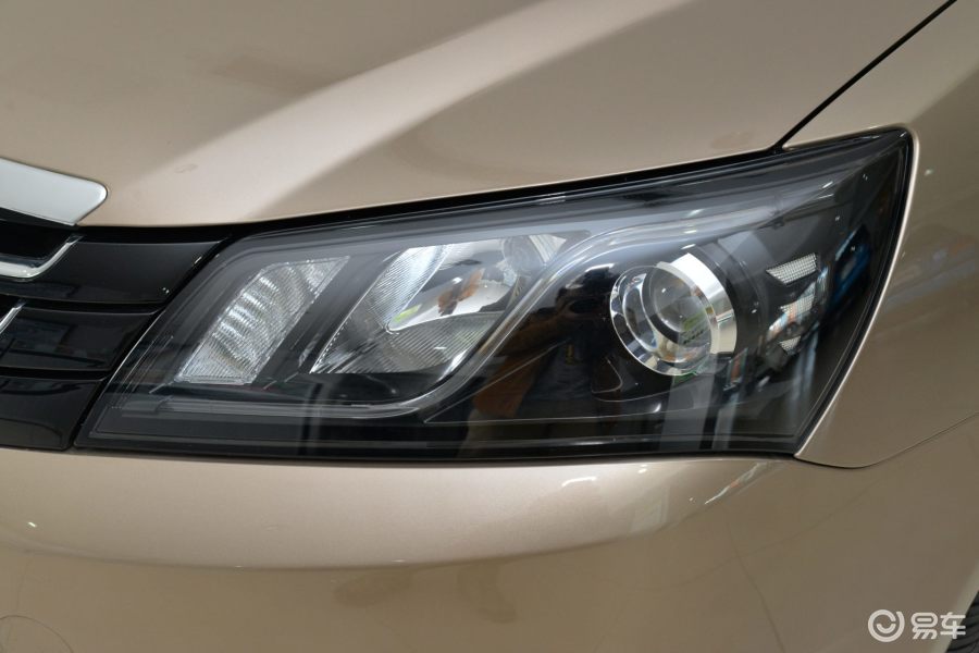 吉利汽车  吉利新帝豪三厢  2014款  2017款  2016款  2015款  2014款