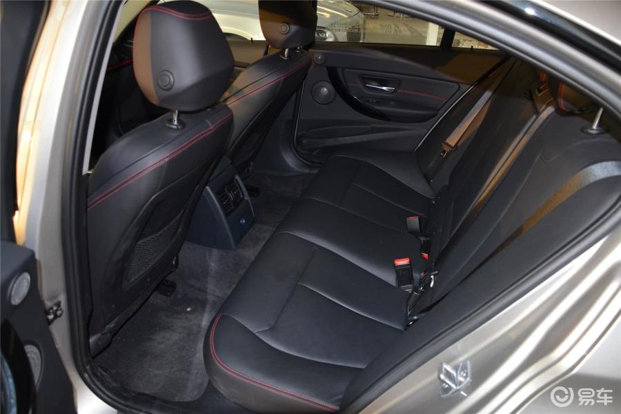 【宝马3系2015款328i xdrive 运动设计套装后排空间体验汽车图片-汽车