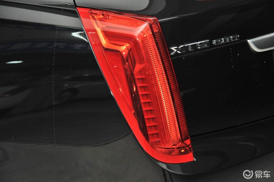 凯迪拉克xts 尾灯图
