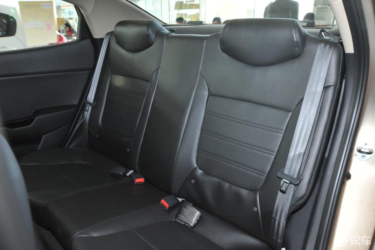 【起亚k22015款三厢 1.