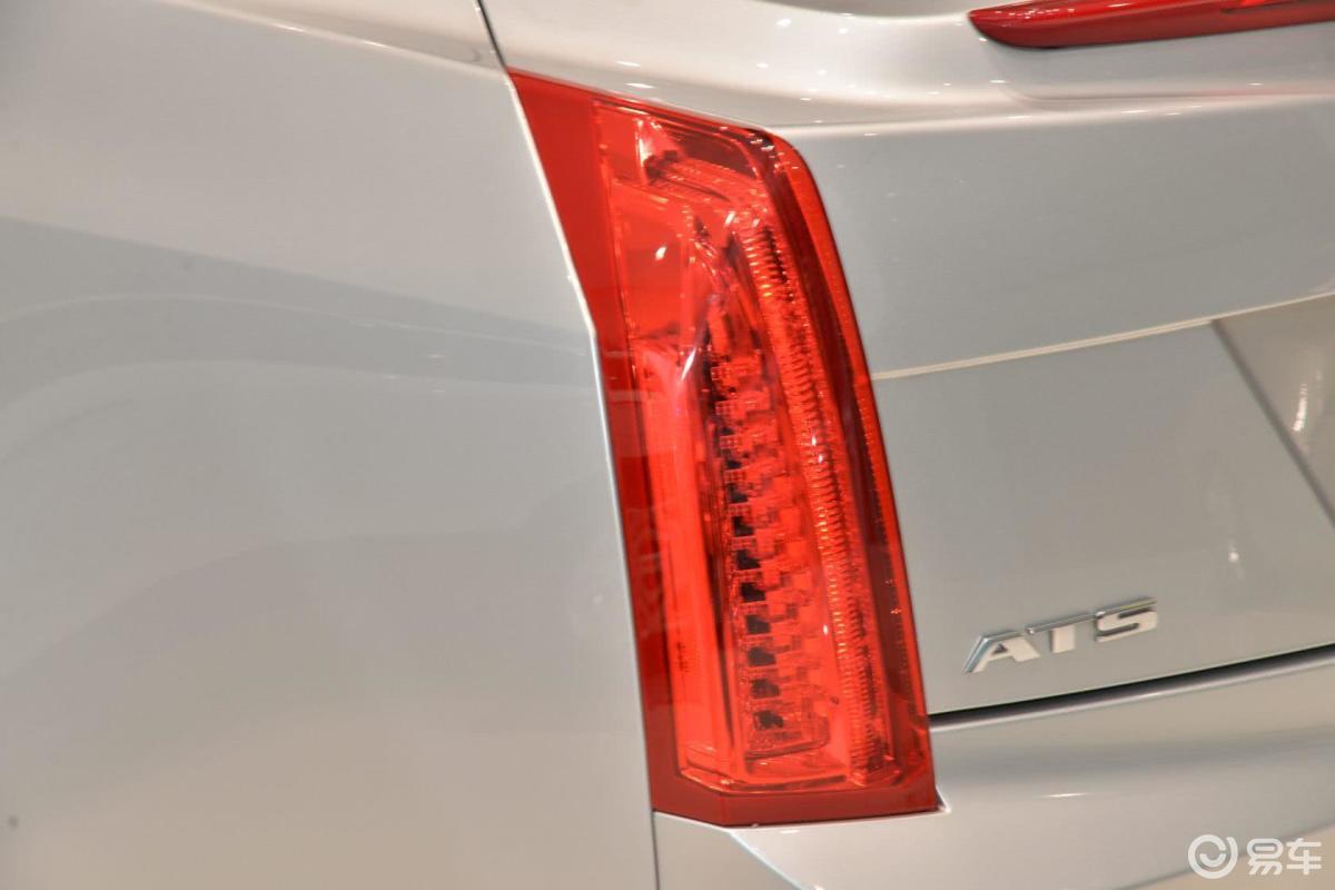 【凯迪拉克ats(进口)2014款28t 豪华型尾灯侧45度俯拍汽车图片-汽车