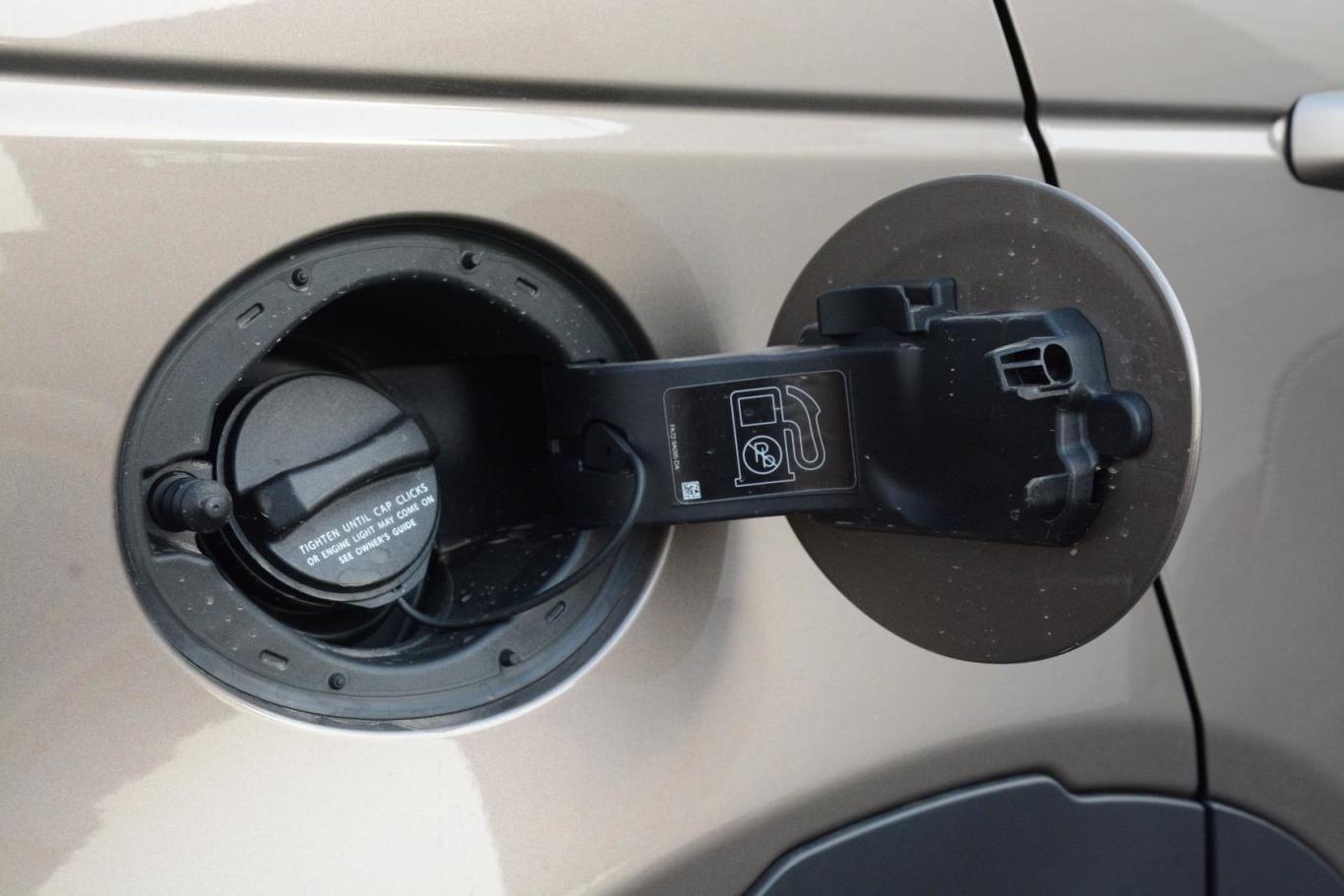0t se油箱盖图片-汽车图片大全】-易车