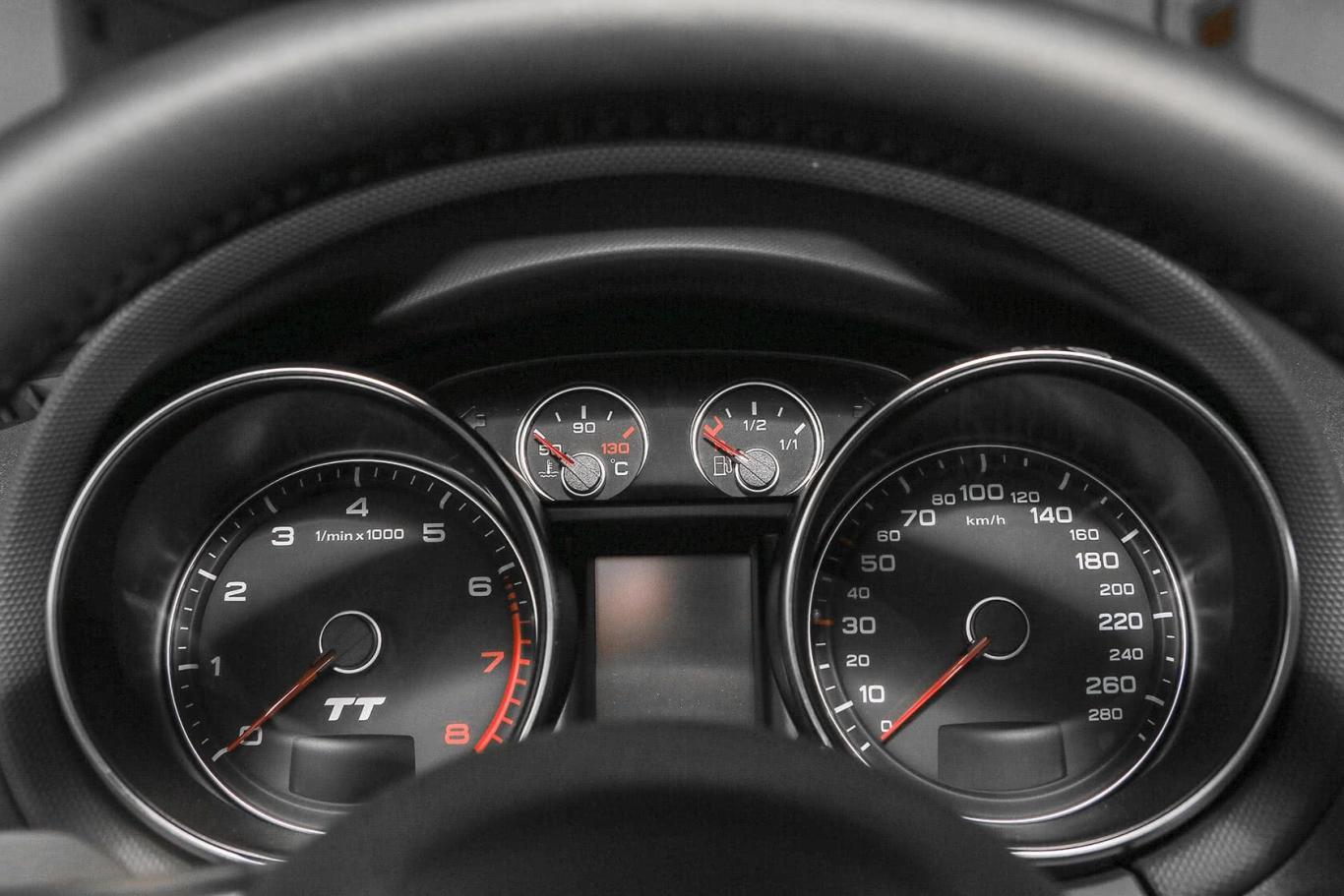 【奥迪ttcoupe 45 tfsi 白色经典版仪表盘图片-汽车图片大全】-易车