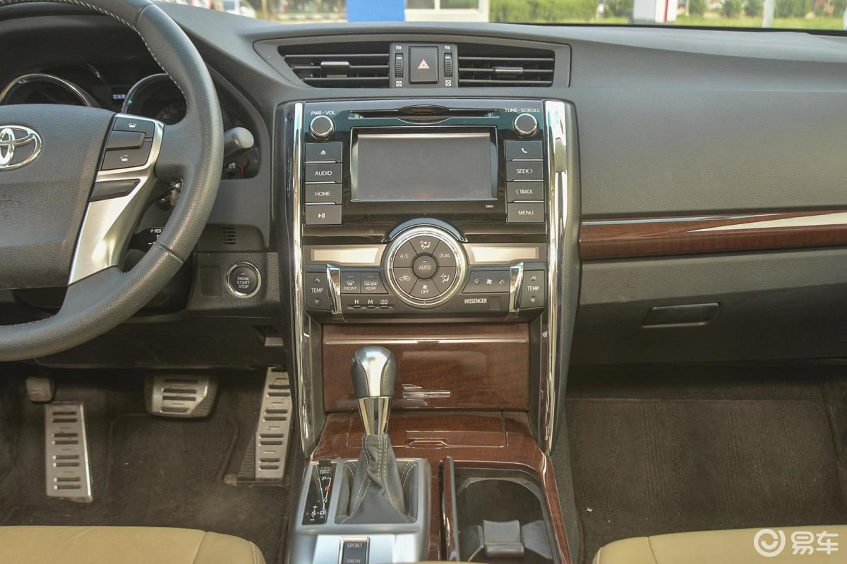 【锐志2013款2.5v 尊锐版中控台整体汽车图片-汽车图片大全】-易车