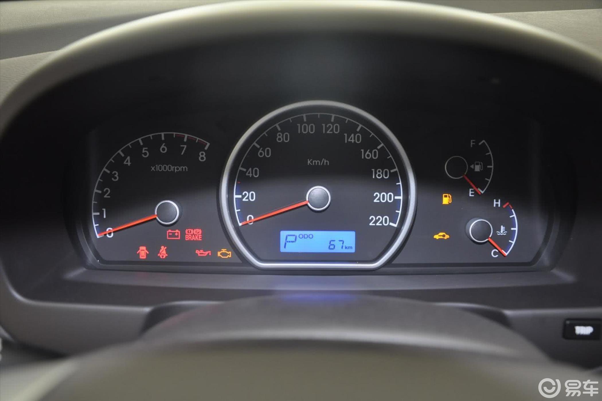 【悦动2015款1.6l 自动 舒适型仪表盘汽车图片-汽车图片大全】-易车