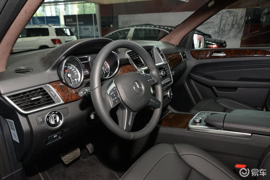 【奔驰m级2014款ml400 4matic 动感型内饰汽车图片-汽车图片大全】