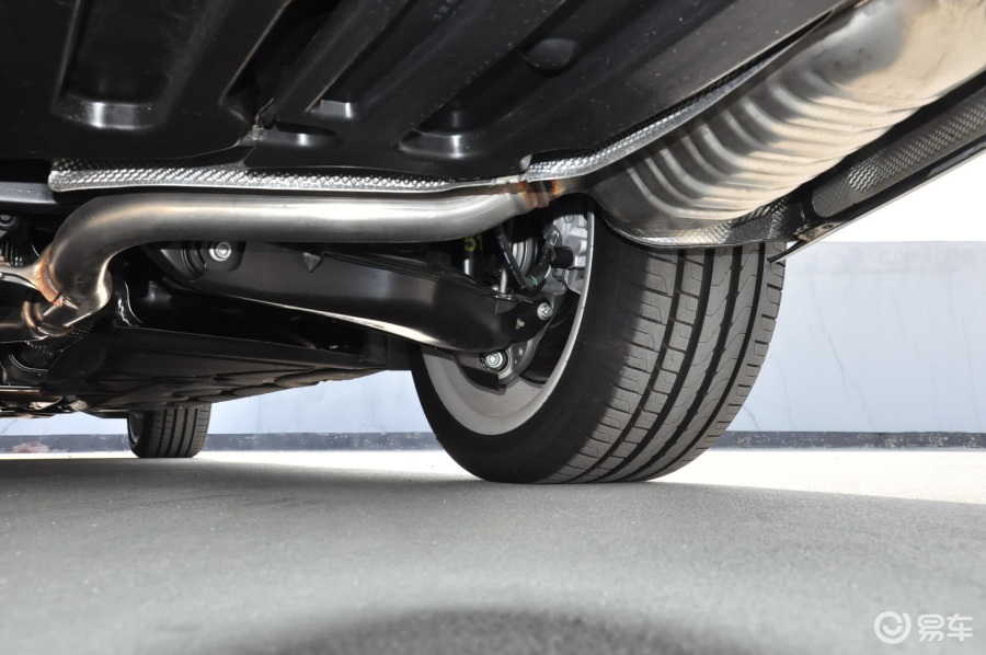 奔驰e级 后悬挂图