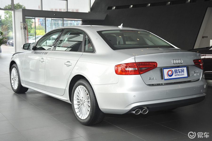 【奥迪a4l2015款35 tfsi 自动 豪华型后45度(车头向左)汽车图片-汽车
