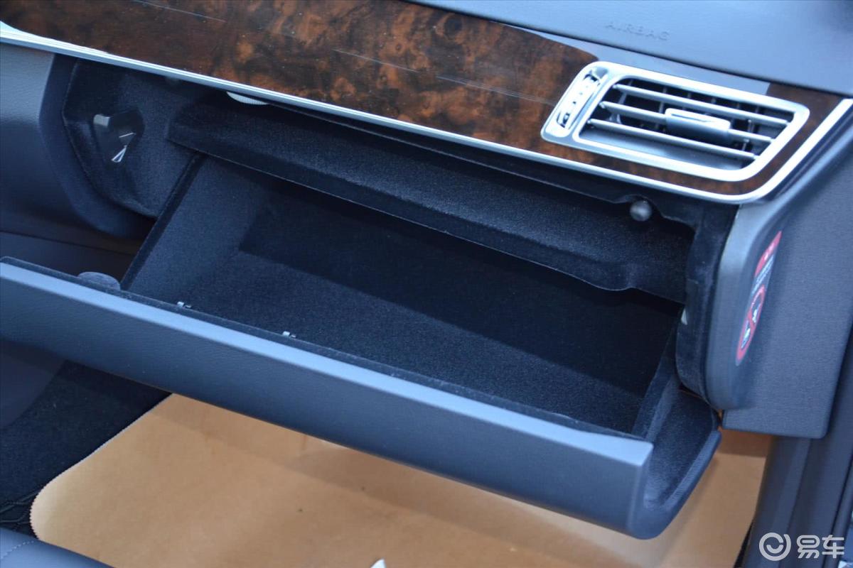 【奔驰e级2015款改款 e 200 l 轿车手套箱汽车图片-汽车图片大全】