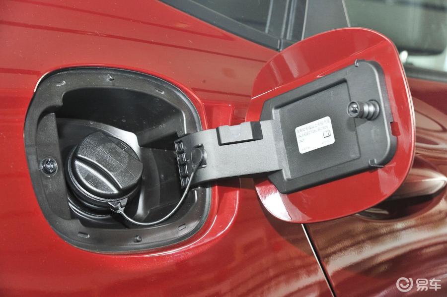 【威朗2015款三厢 20t 双离合 领先型油箱盖汽车图片-汽车图片大全】