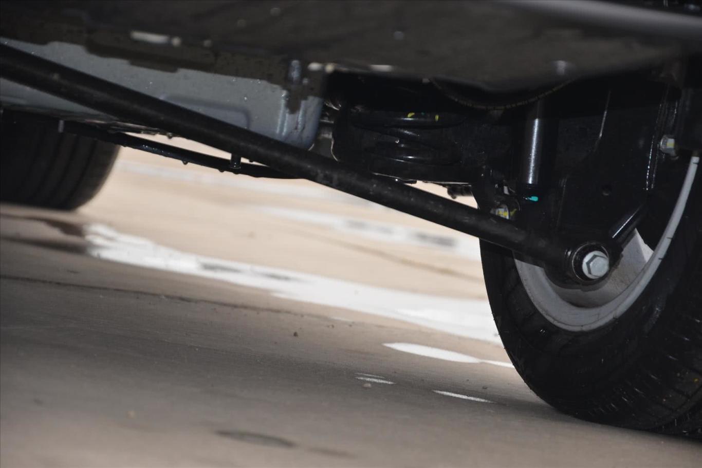 5l 手动精英版后悬挂图片-汽车图片大全】-易车