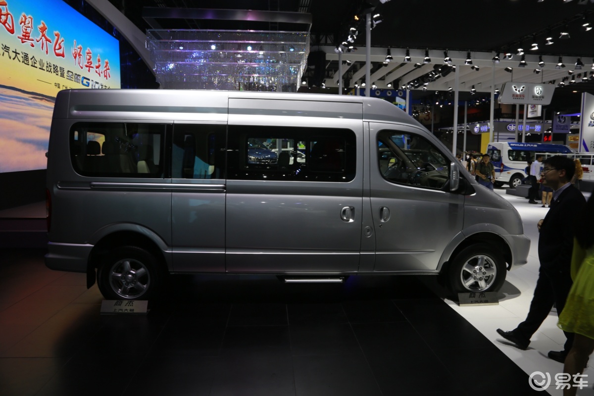 【大通v802017款2.