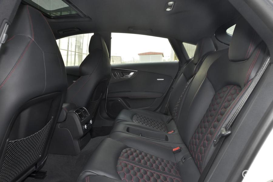 【奥迪rs72014款4.