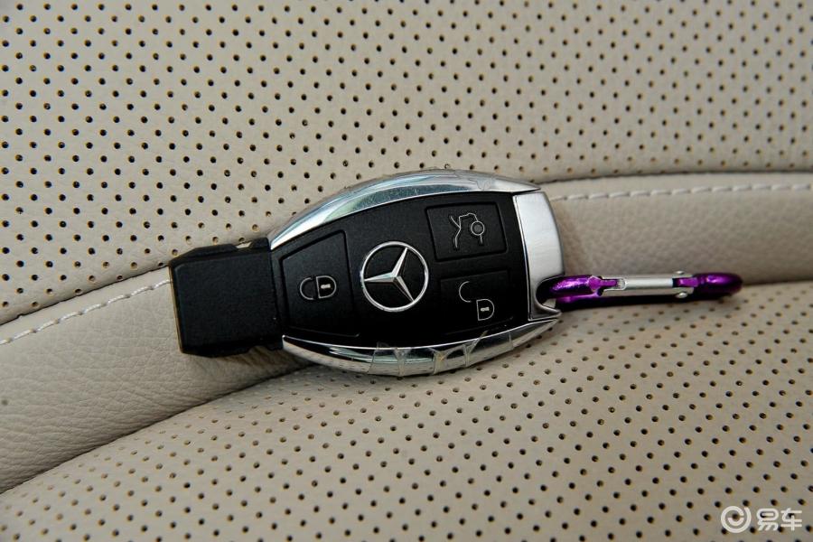 【奔驰s级2014款320l 豪华型钥匙汽车图片