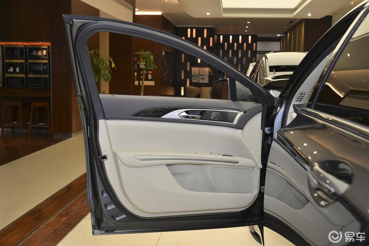 【林肯mkz2014款2.0t 尊雅版驾驶员侧车门内门板汽车图片-汽车图片大