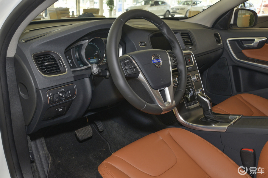 【沃尔沃s60l2015款2.