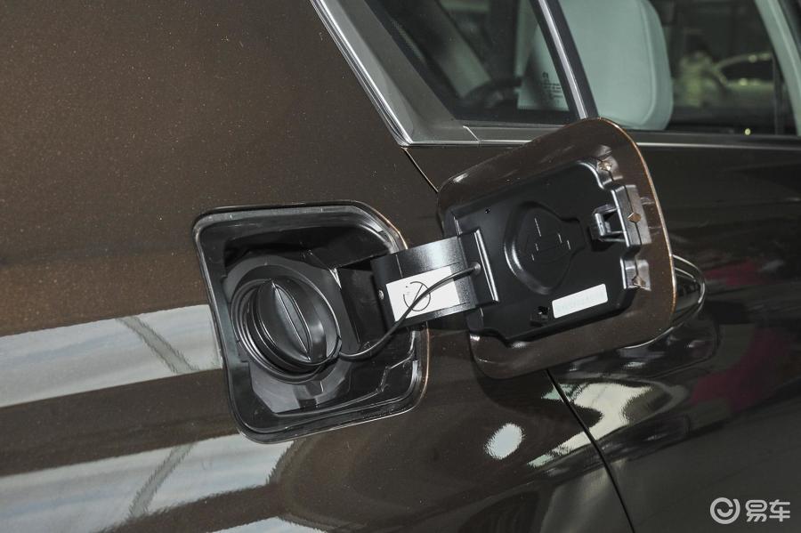 【标致4082014款1.