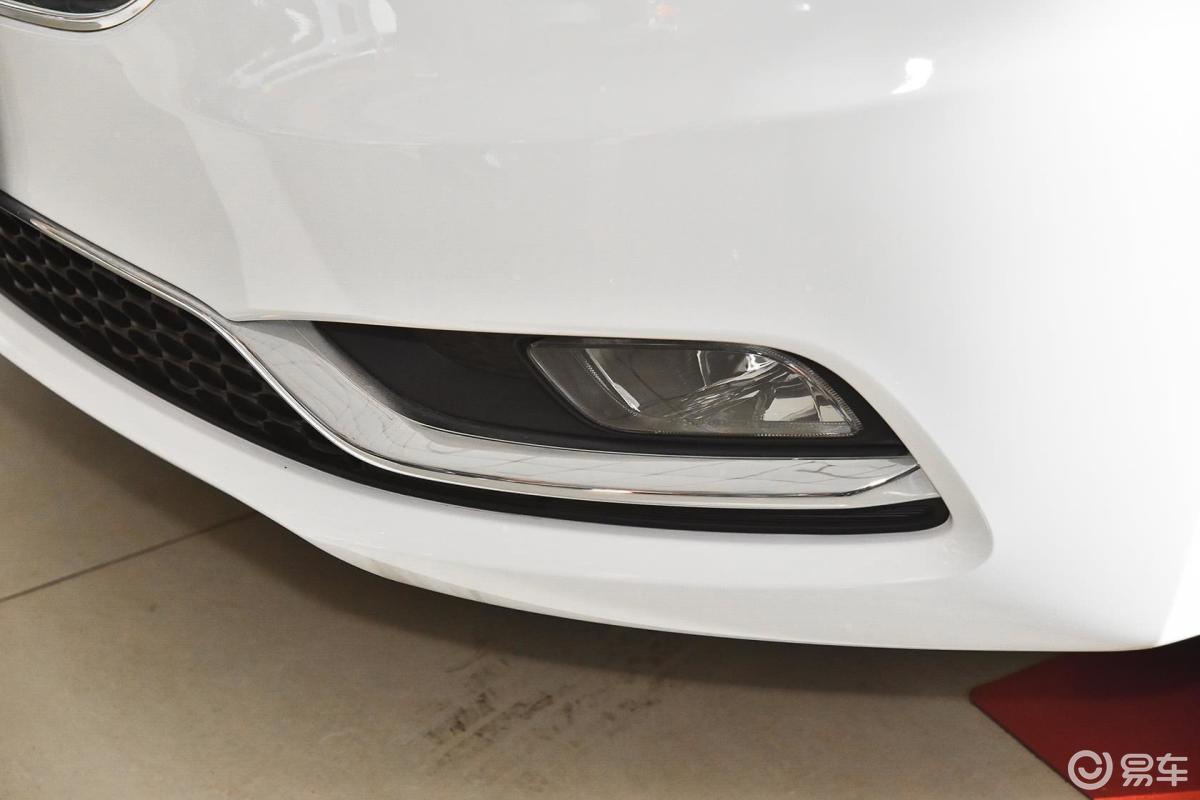 【起亚k32015款1.6l 手动 gls雾灯汽车图片-汽车图片大全】-易车