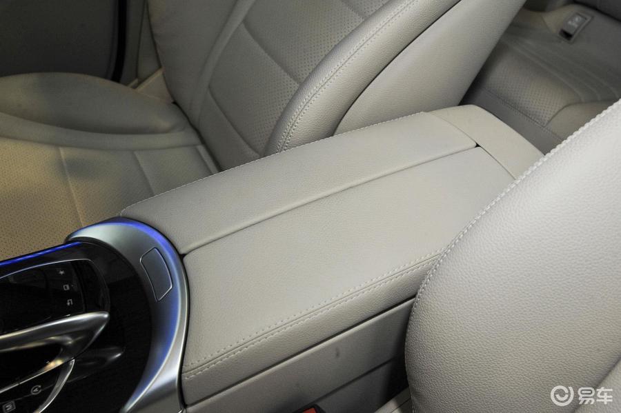 【奔驰glcglc260 豪华型前排中央扶手箱图片-汽车图片大全】-易车