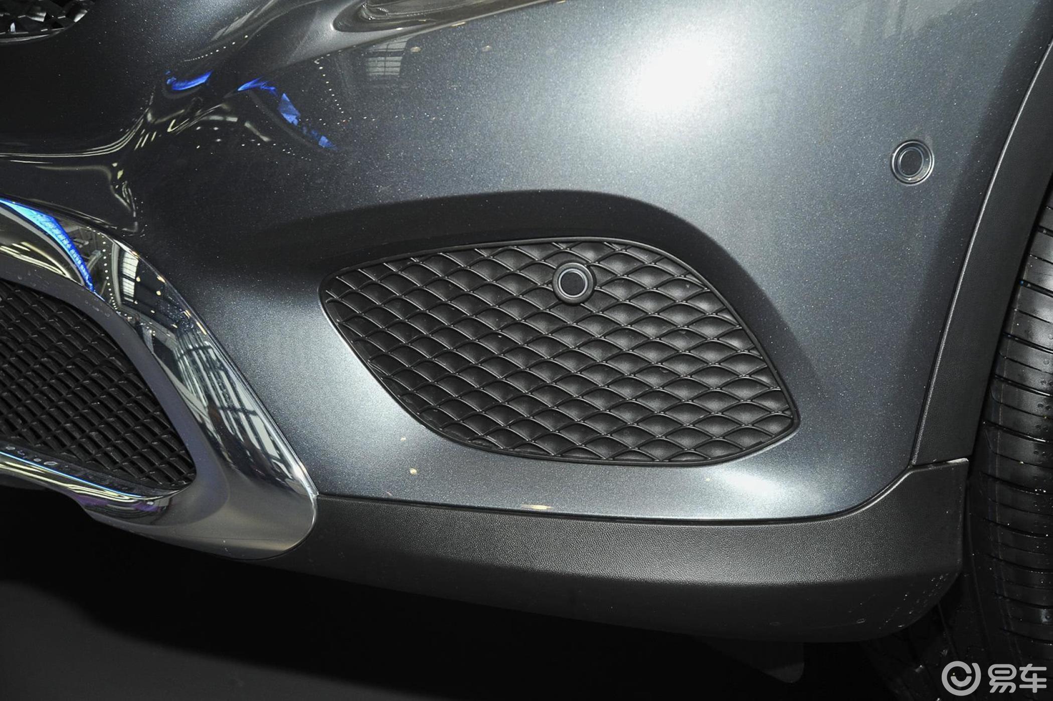 【奔驰glc2016款glc260 豪华型雾灯汽车图片-汽车图片大全】-易车