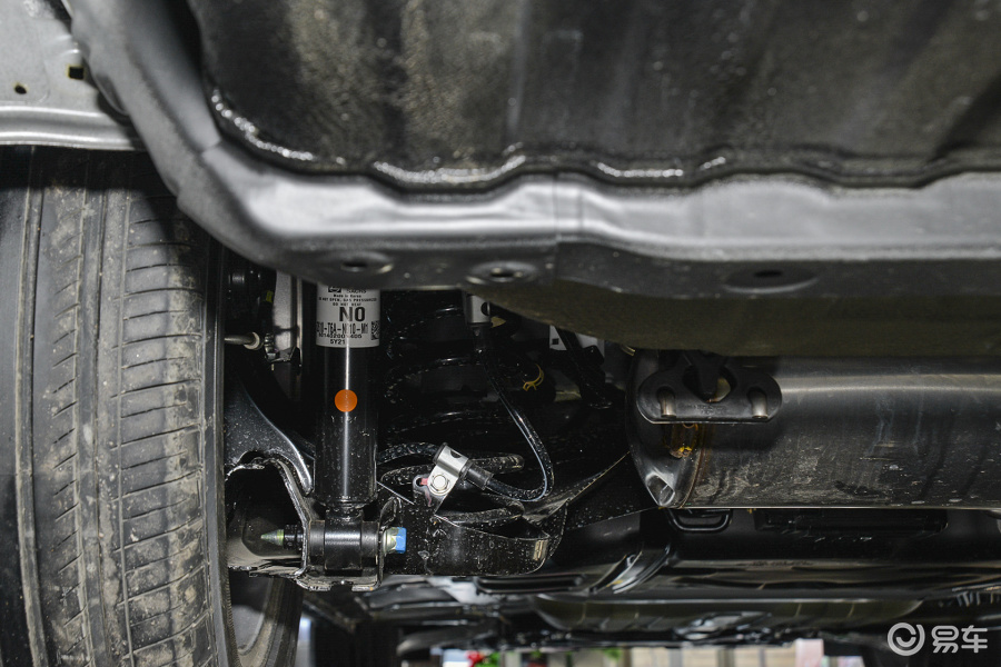 本田艾力绅 后悬挂图