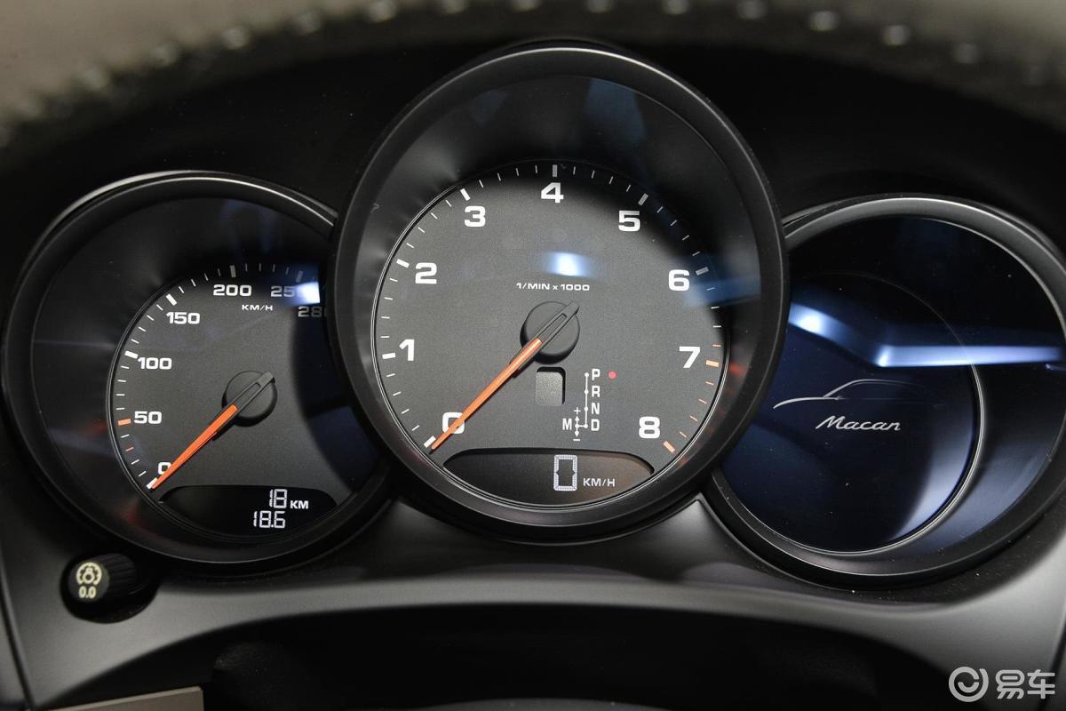 保时捷  macan  2016款  2020款  2018款  2017款  2016款  2014款