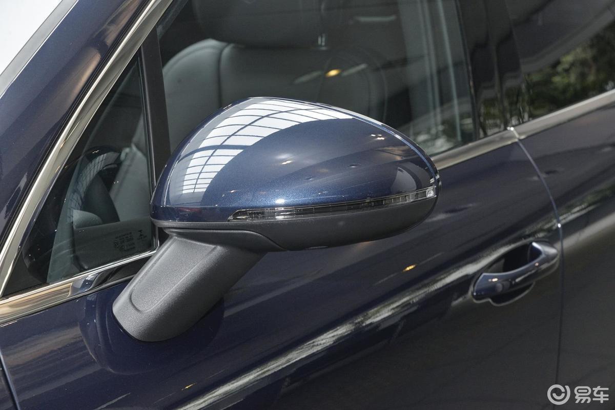 保时捷  macan  2016款  2022款  2020款  2018款  2017款  2016款