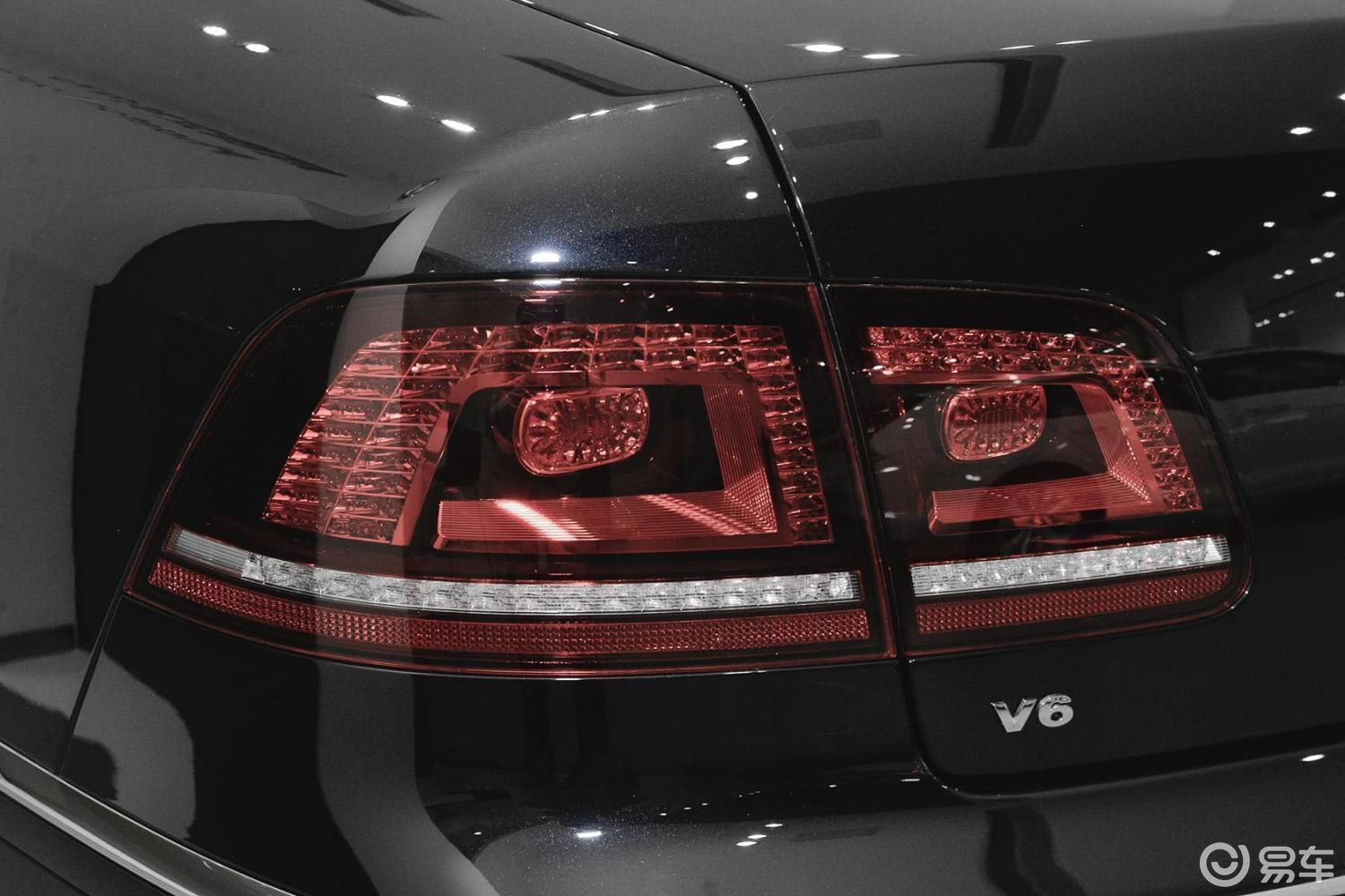 0l 智享版尾灯侧45度俯拍汽车图片-汽车图片大全】-易车