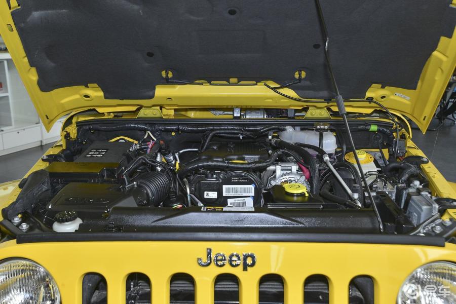 【牧马人2015款2.