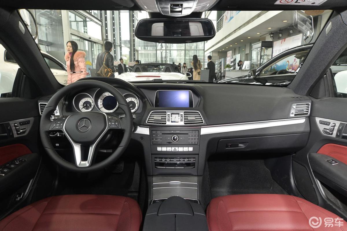 【奔驰e级(进口)2014款e260 coupe内饰全景正拍汽车图片-汽车图片大全