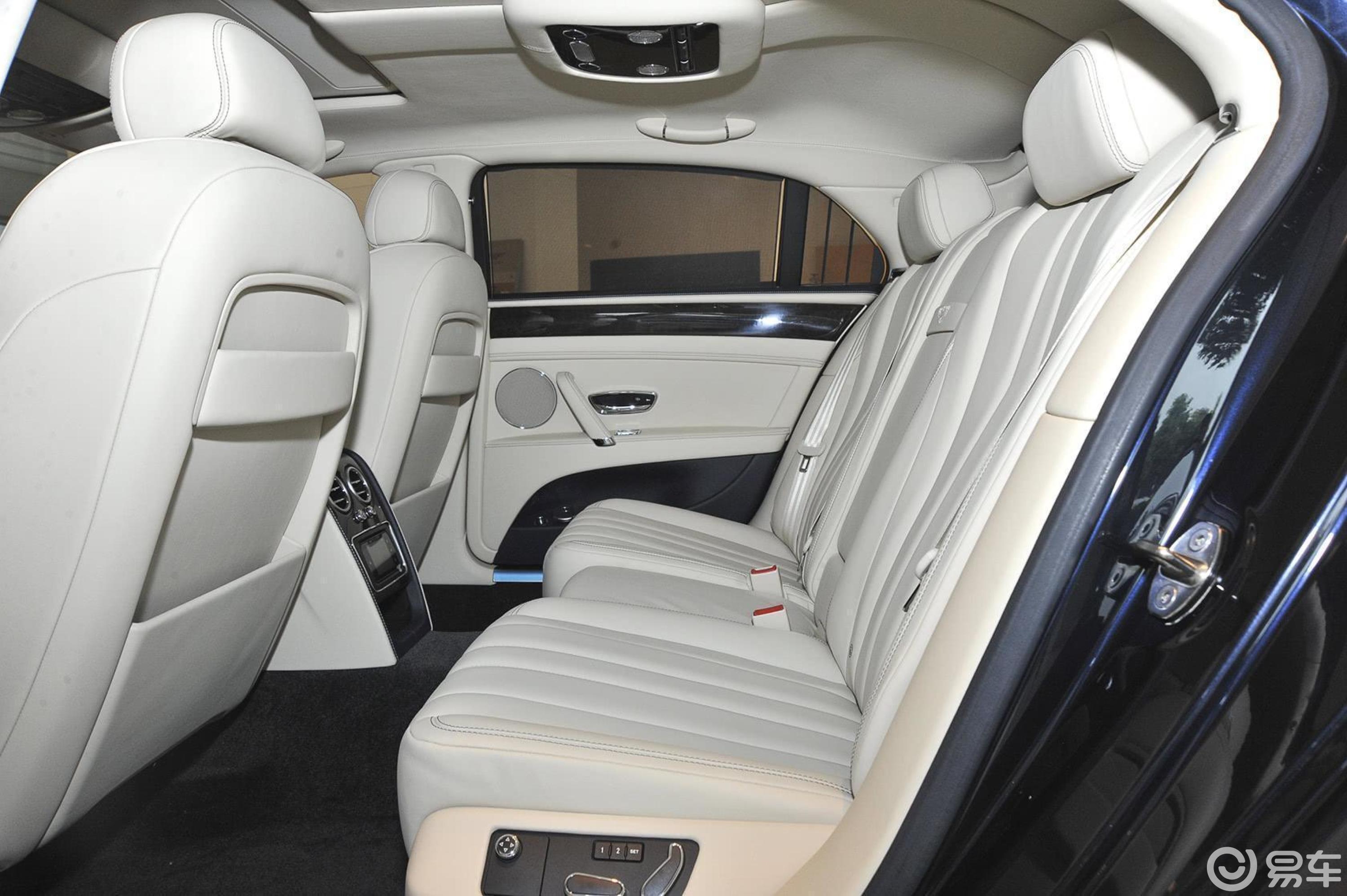 宾利 飞驰 2014款  2020款  2017款  2015款  2014款  2013款  4.