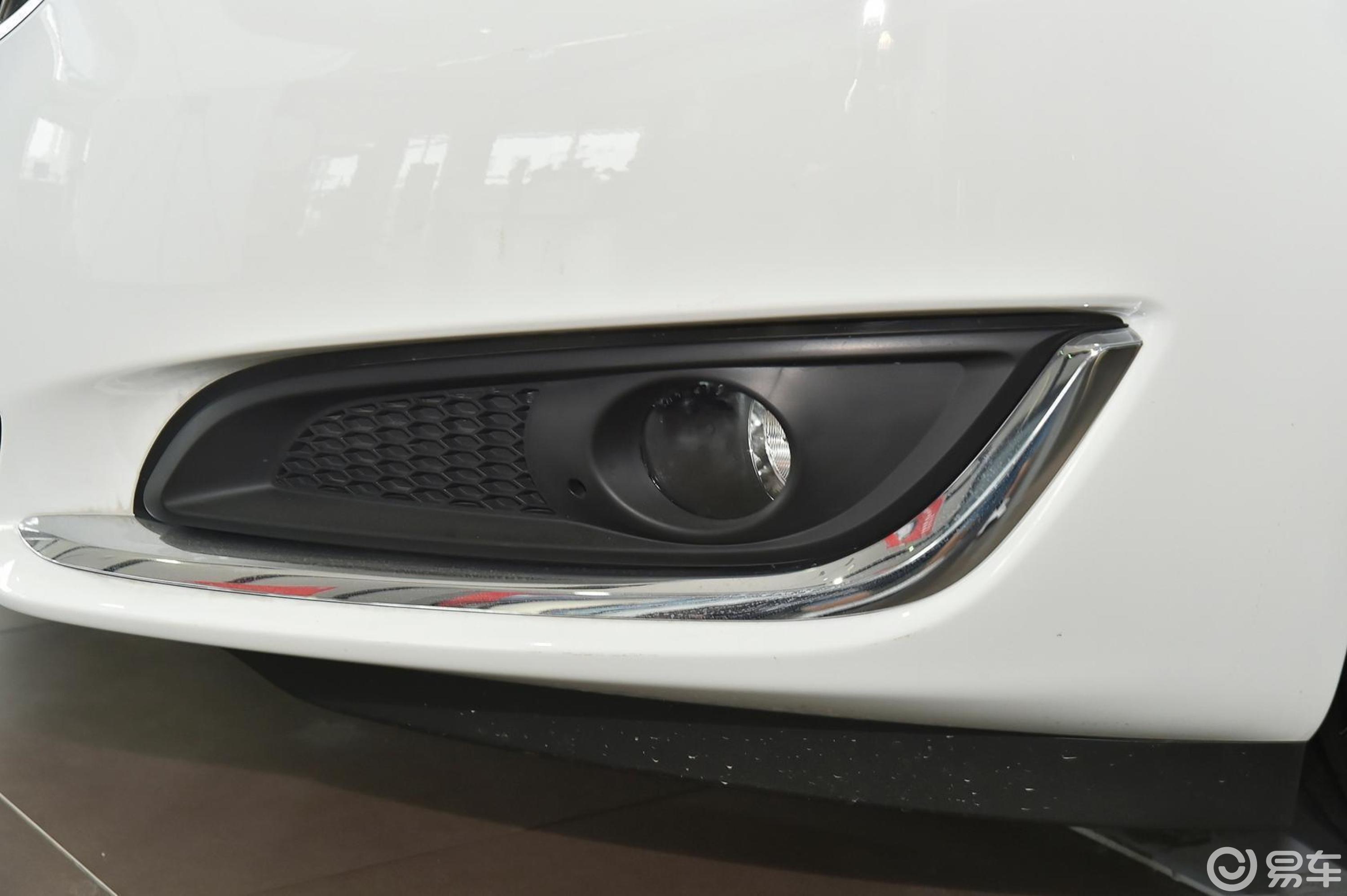 【君威2014款1.6t 自动 时尚技术型雾灯汽车图片-汽车图片大全】-易车