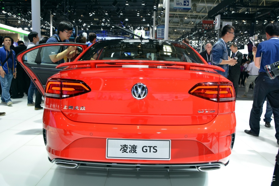 【凌渡2017款330tsi dsg 豪华版汽车图片-汽车图片大全】-易车网