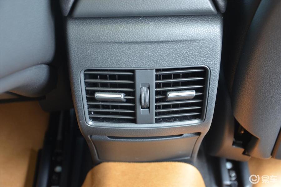 【奔驰gla级2016款200 动感型后排出风口(中央)汽车图片-汽车图片大全