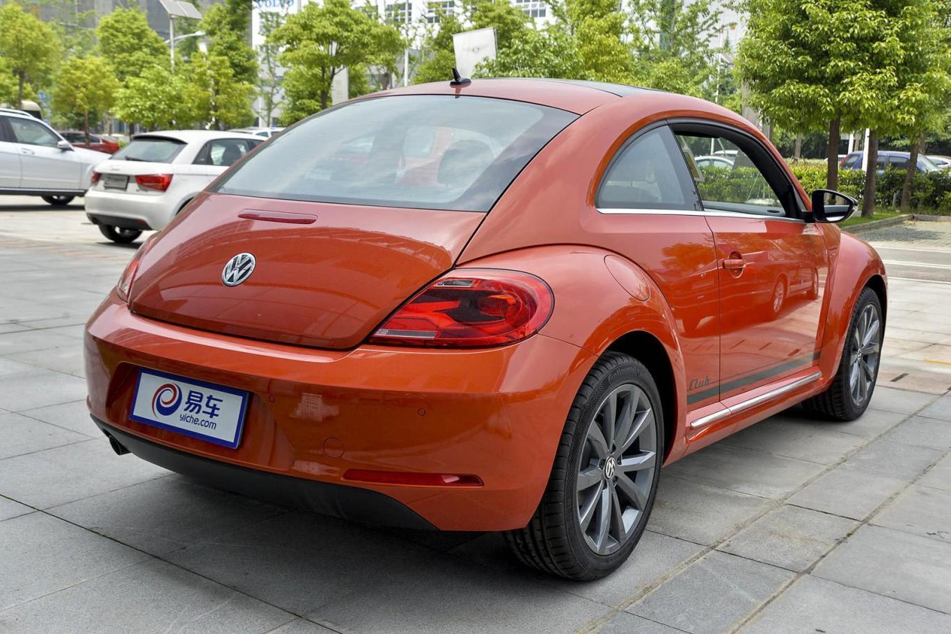 【甲壳虫180tsi club版侧后45度车头向右水平图片-汽车图片大全】