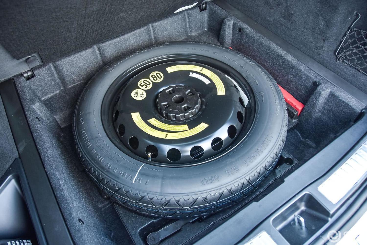 【奔驰gle2016款gle 450 amg 4matic备胎汽车图片-汽车图片大全】