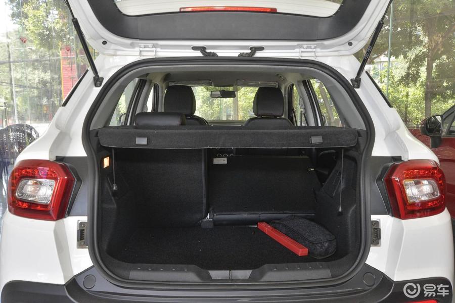 【中华v32016款1.5l 手动 舒适版空间汽车图片-汽车图片大全】-易车网