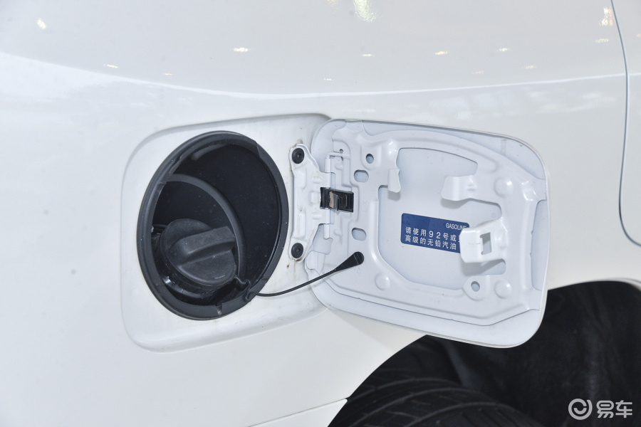 【雷克萨斯lx2016款570 尊贵豪华版油箱盖汽车图片-汽车图片大全】