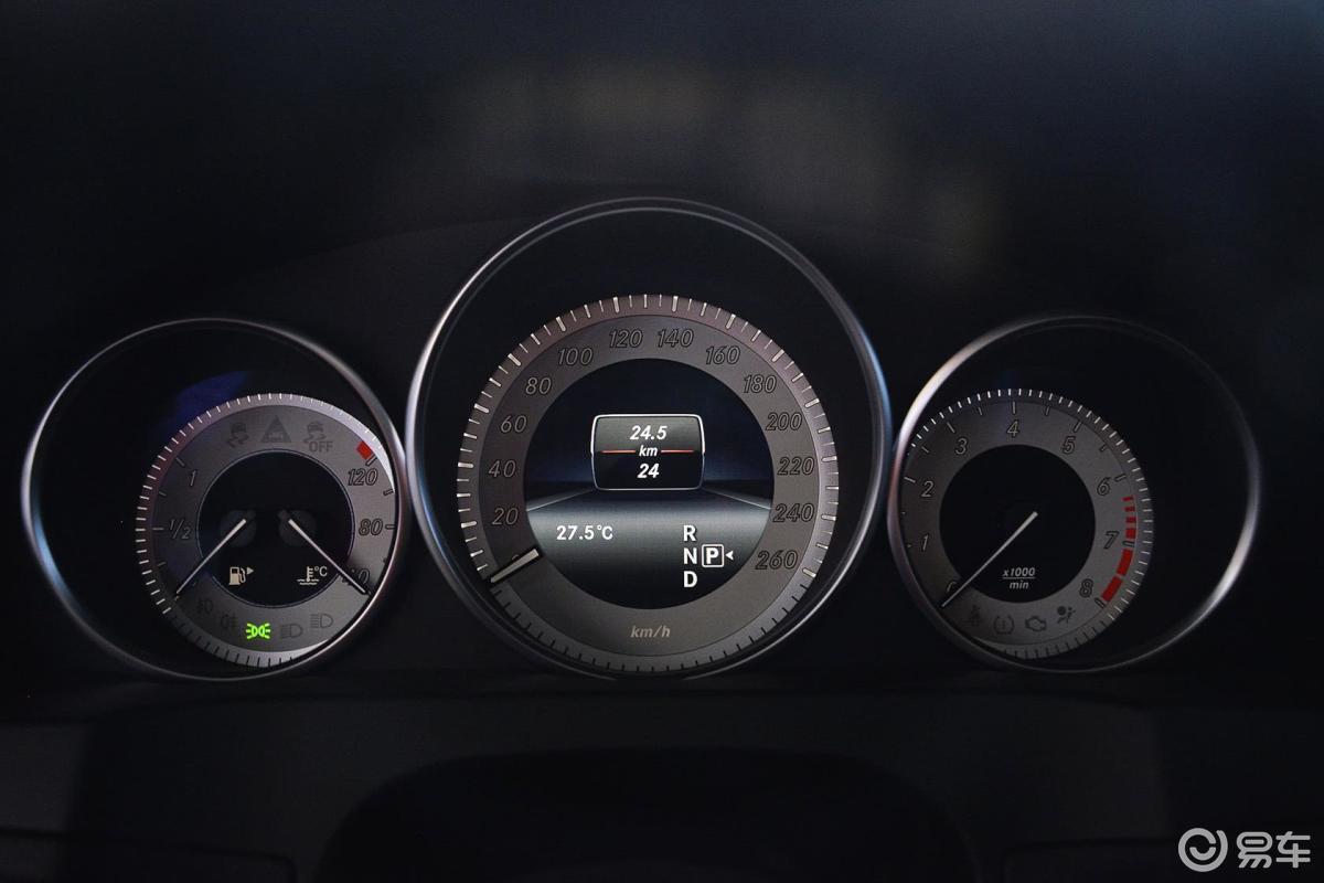 【奔驰e级(进口)2014款e200 coupe仪表盘背光显示汽车图片-汽车图片