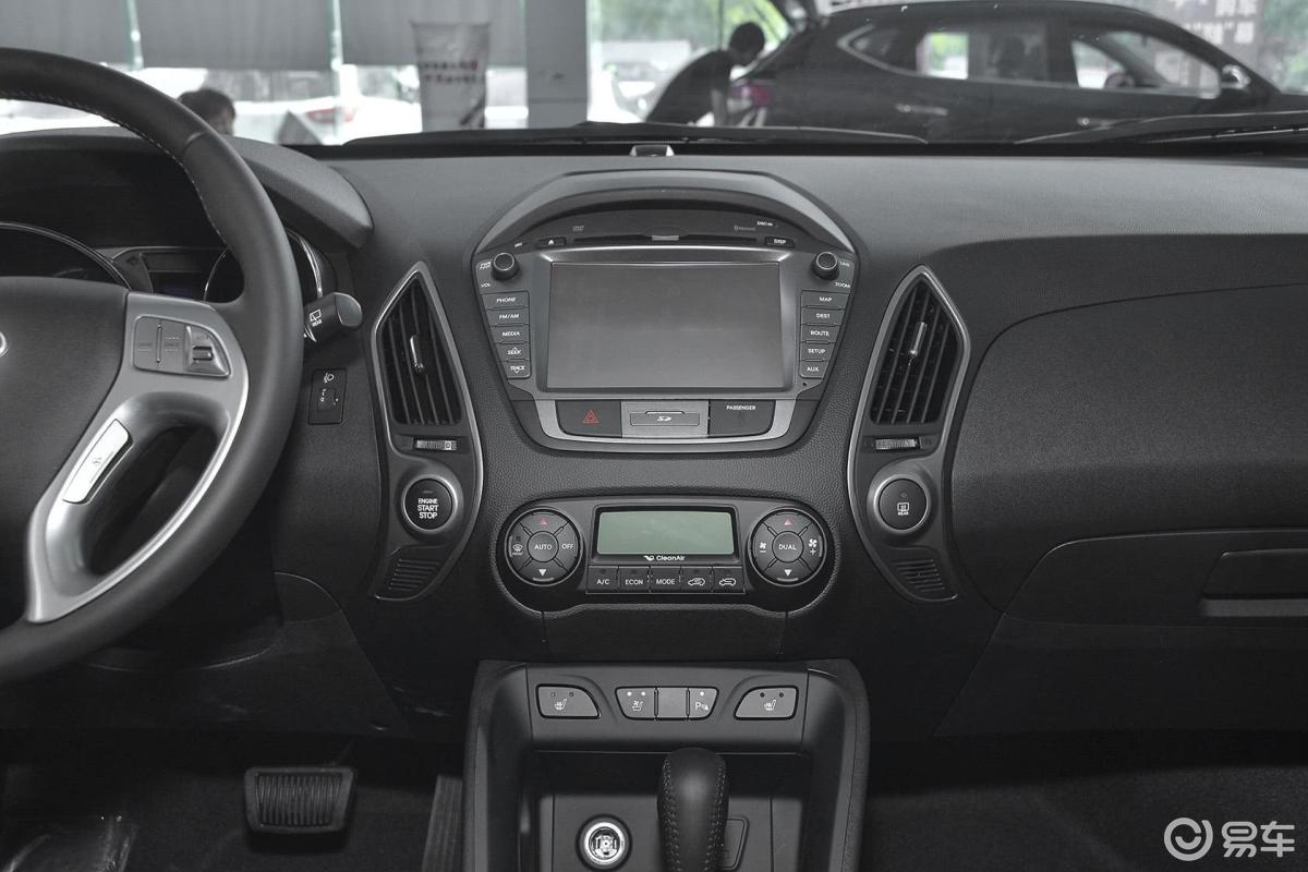 【现代ix352015款2.