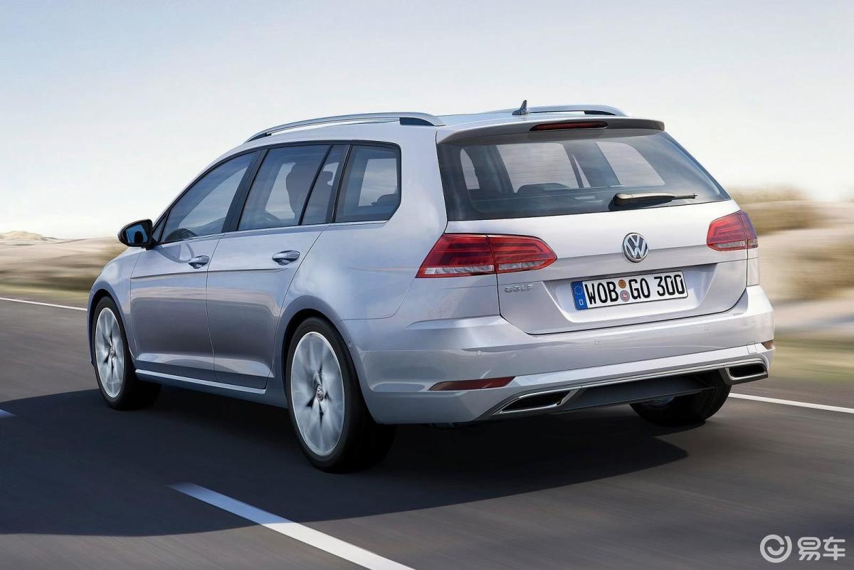 【高尔夫2018款230tsi 双离合 舒适版侧前45度车头向右水平汽车图片