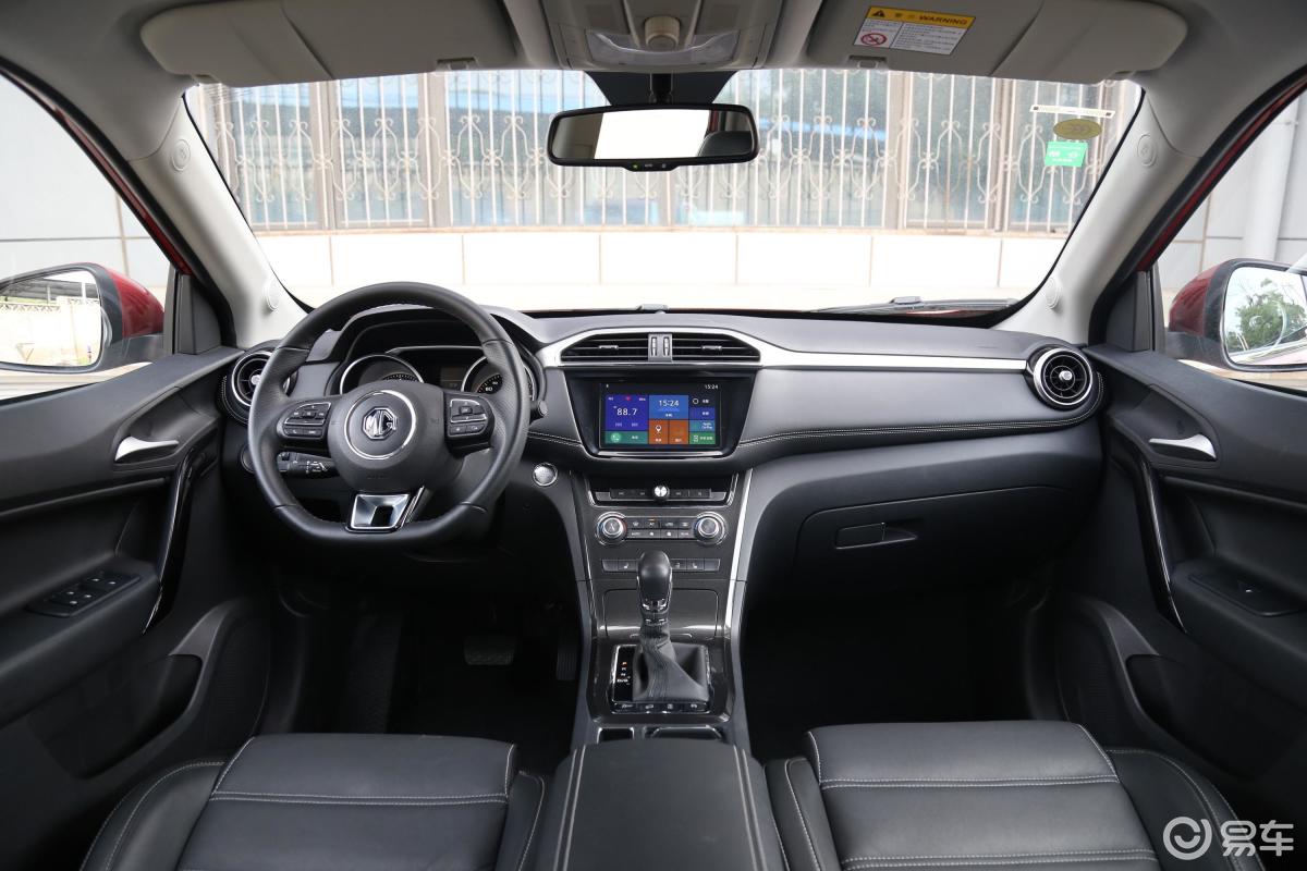 【名爵gs 锐腾2017款30t 双离合 四驱 旗舰版内饰全景正拍汽车图片