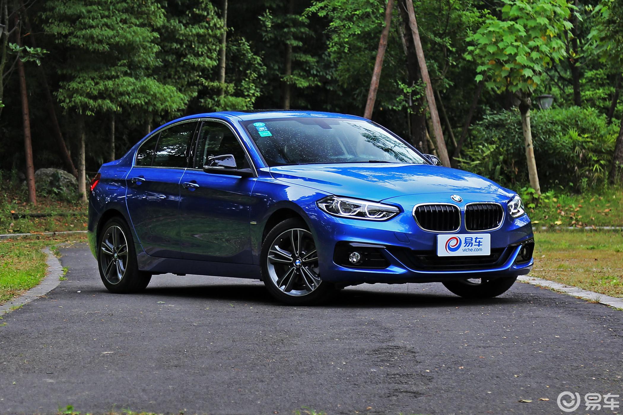 华晨宝马  宝马1系  2017款  2020款  2019款  2018款  2017款  118i