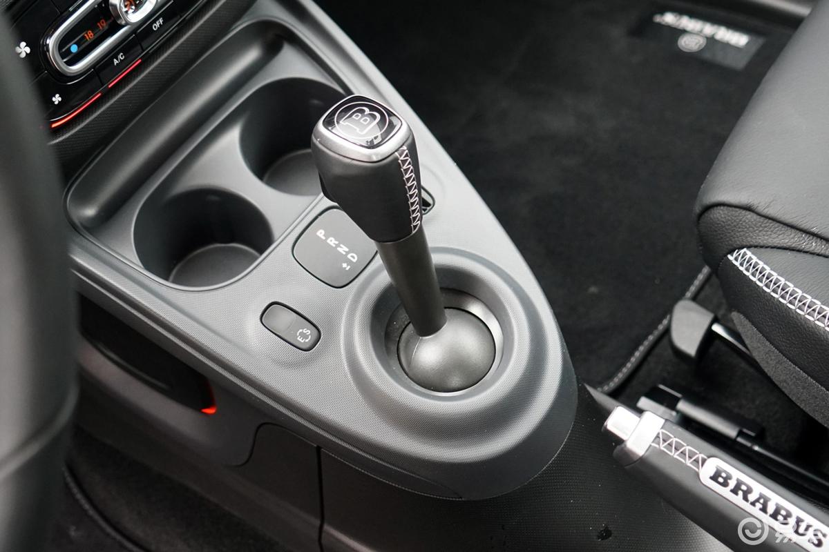 【smart forfour2016款0.