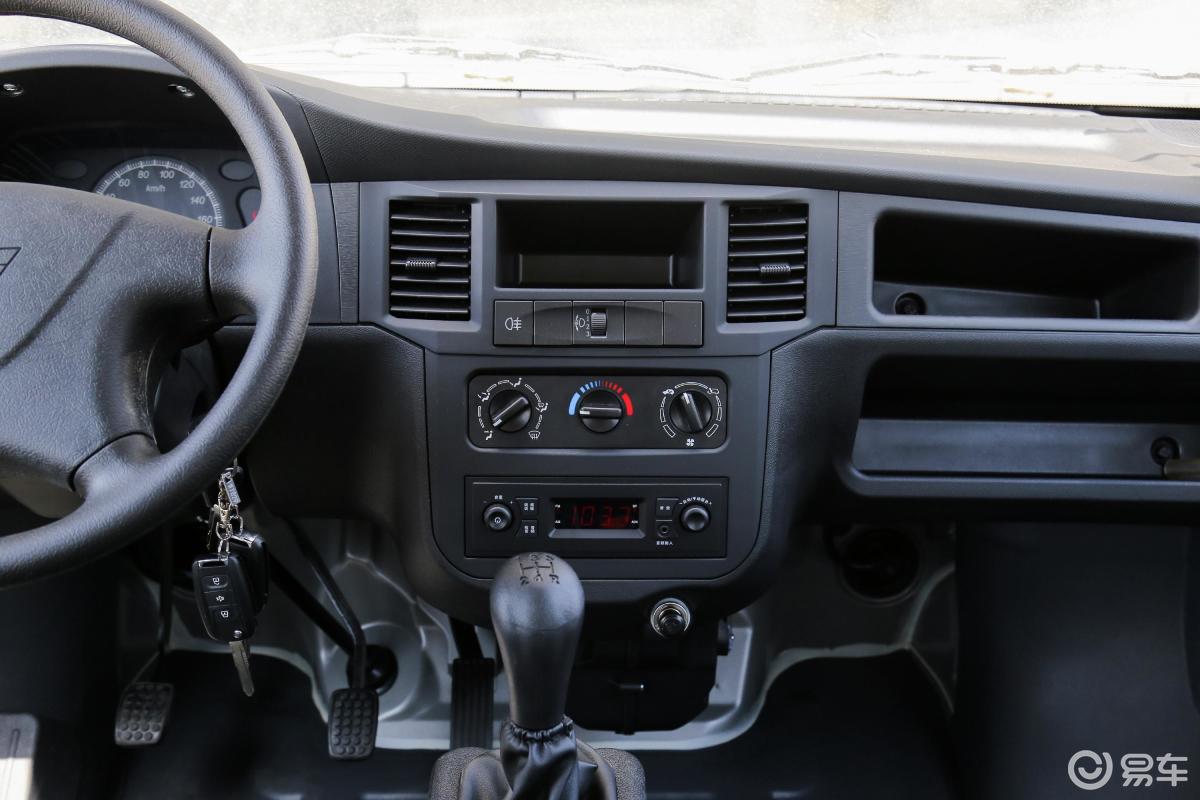 【五菱之光2016款1.