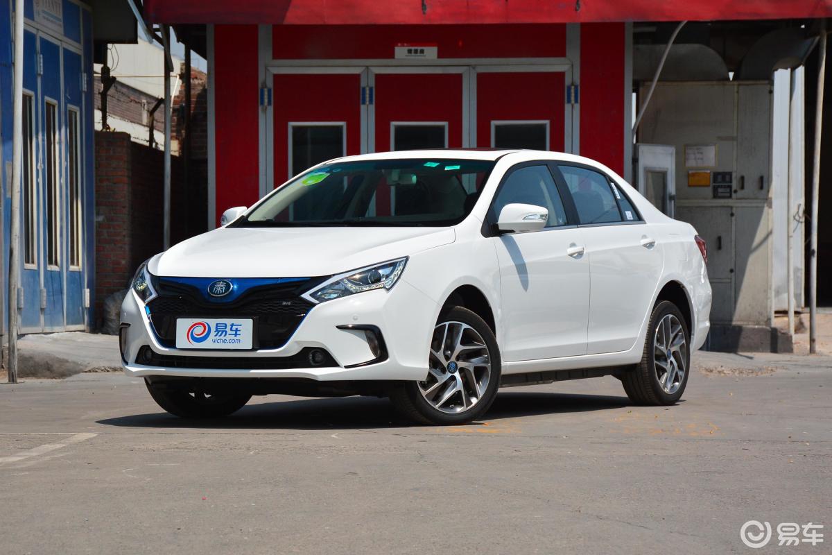 【秦新能源2017款ev300 精英版侧前45度车头向左水平汽车图片-汽车