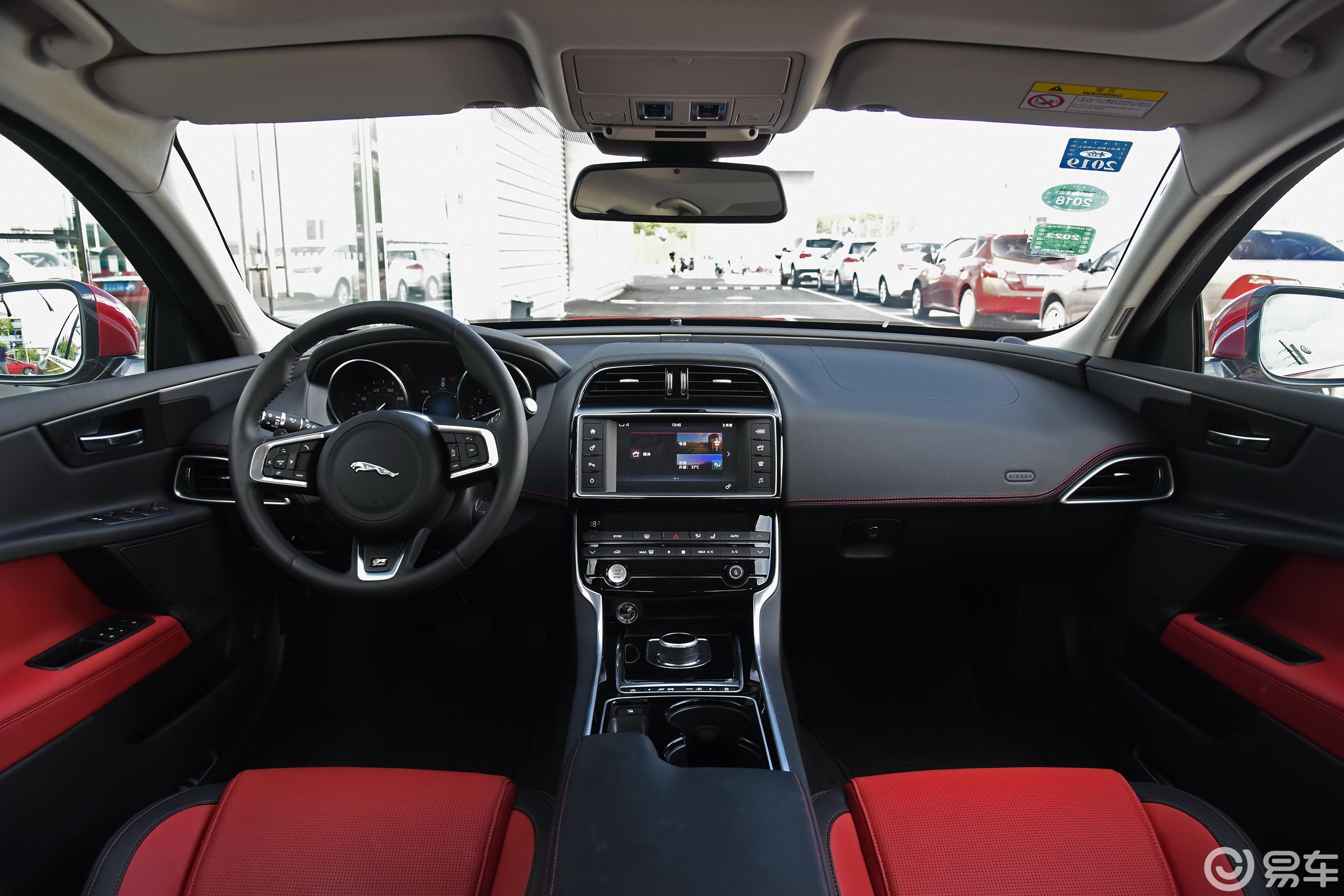 【捷豹xe2018款2.